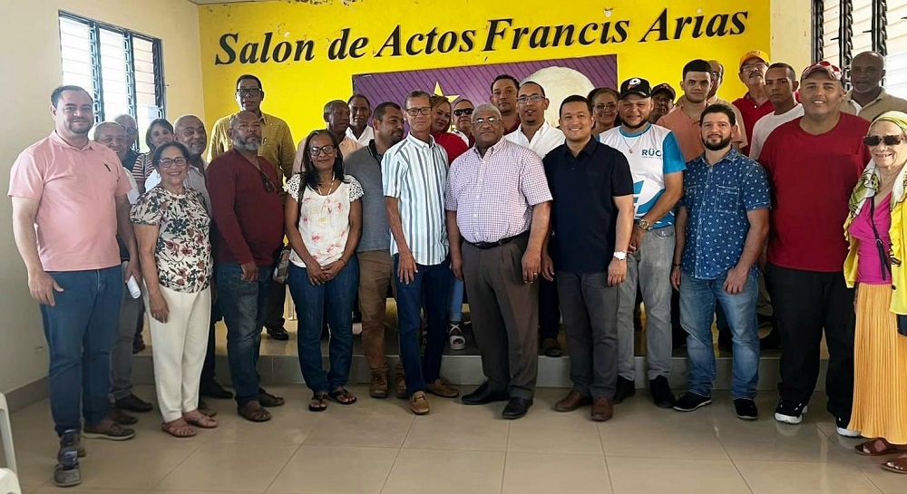 Corriente Sindical juramenta direcciones provinciales en Azua, San Juan, Elías Piña y Espaillat
