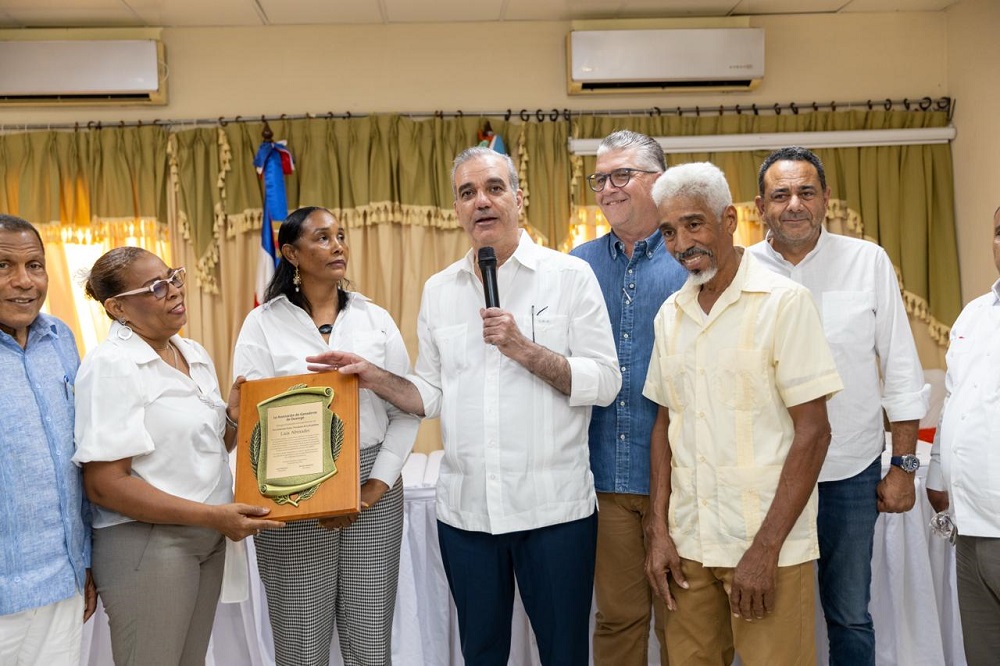 Asociación de Ganaderos reconoce presidente Abinader por su respaldo al desarrollo del sector en Duvergé