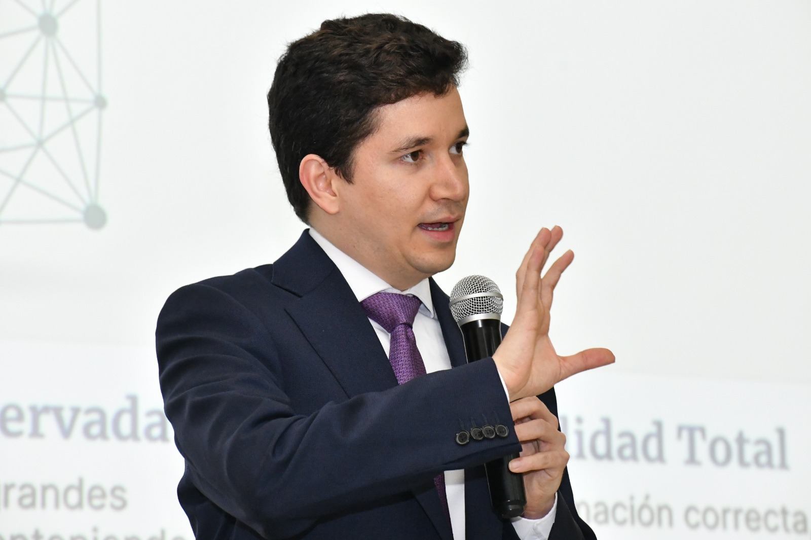 “Sillas vacías en Ginebra”: Alberto Castillo Aroca señala una brecha de representación en la OIT