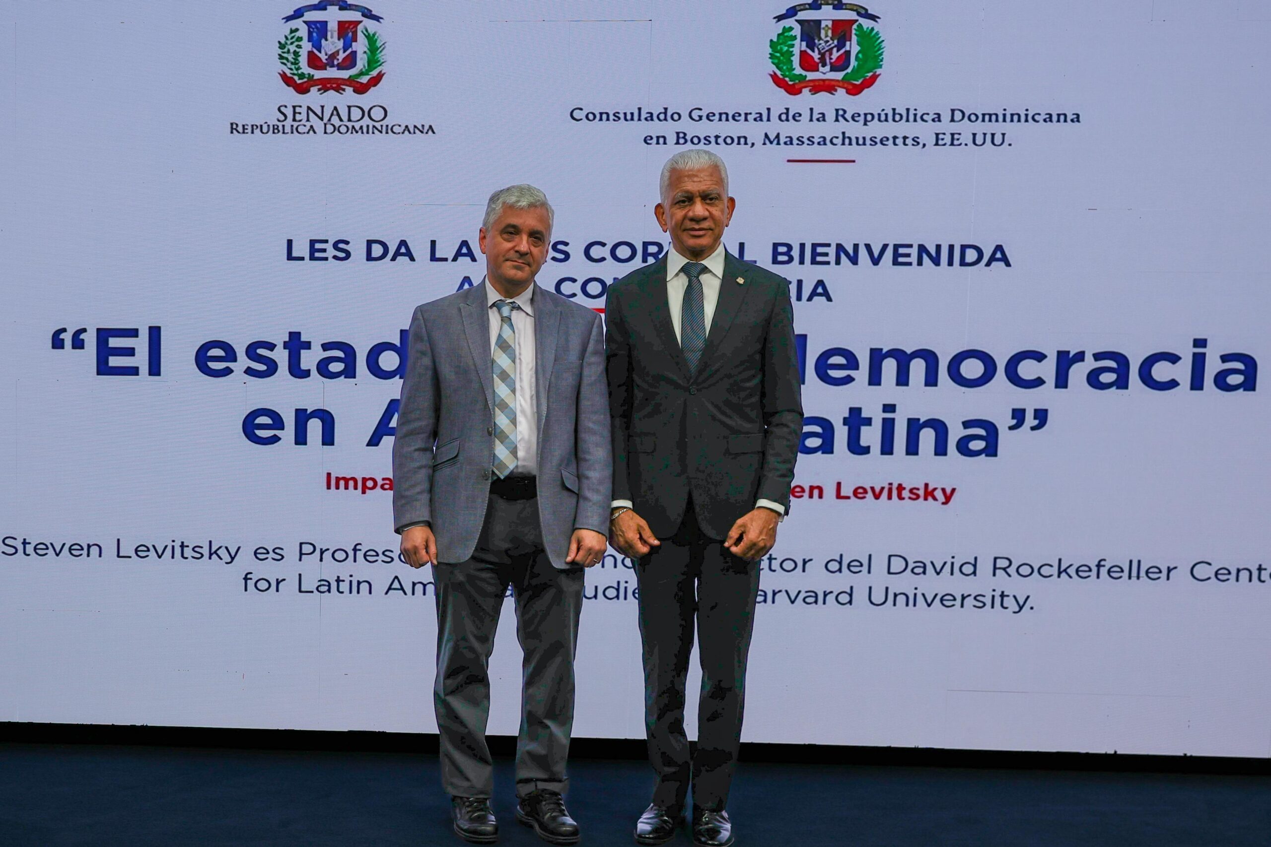 Senado recibe conferencia de Levitsky sobre democracia