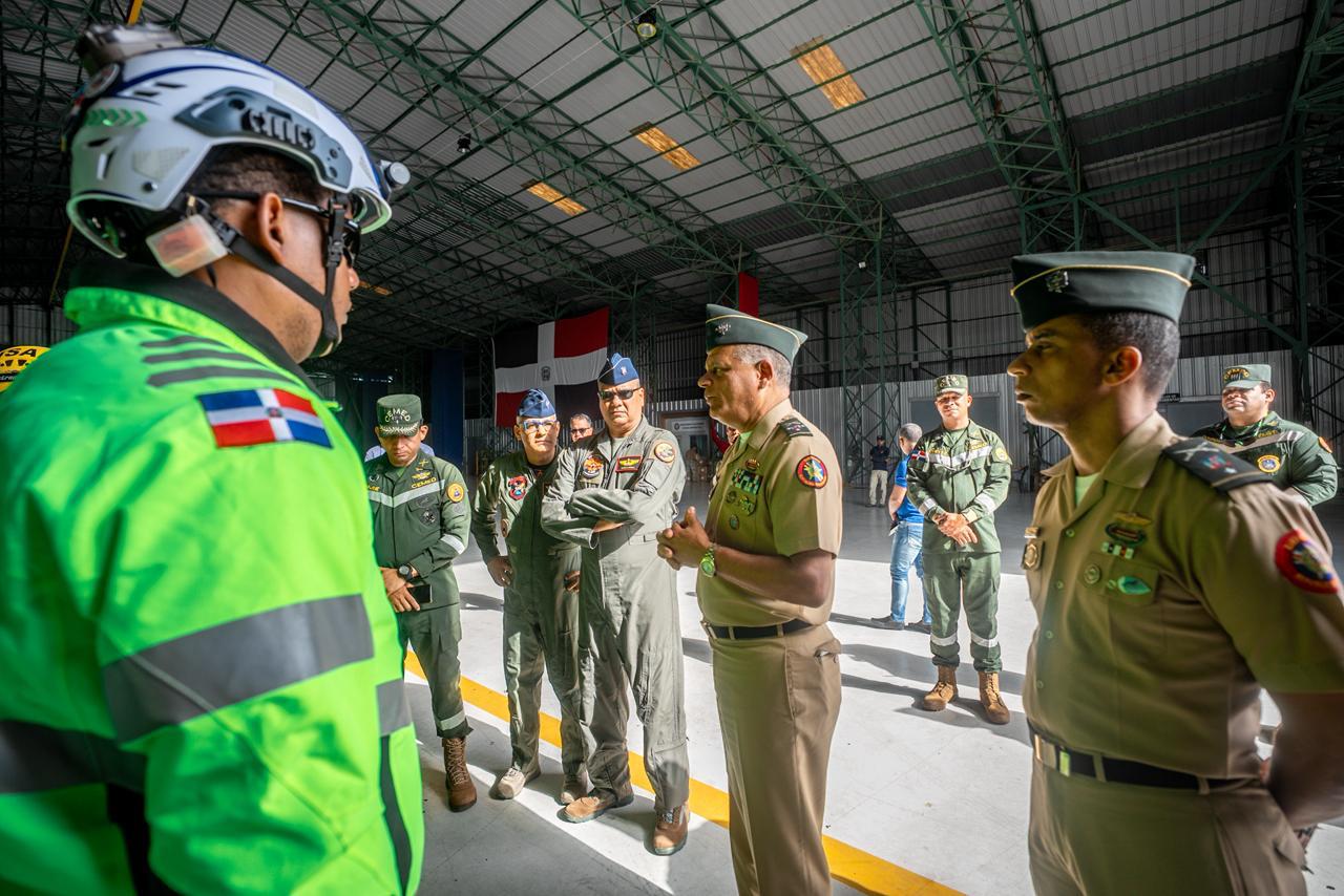 Gobierno dominicano envía nuevo contingente de rescatistas a Venezuela