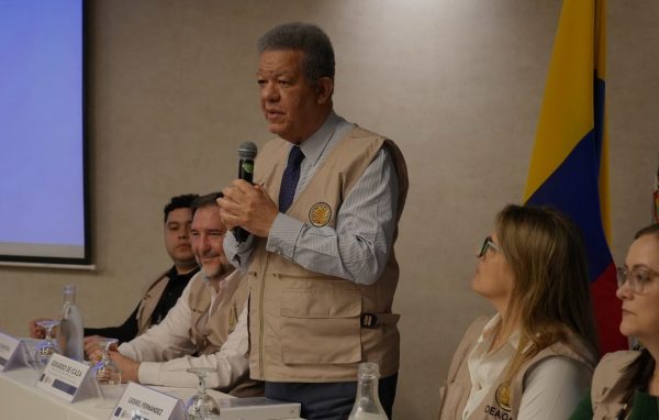 Leonel Fernández y miembros de la OEA destacan jornada sin incidentes en Colombia