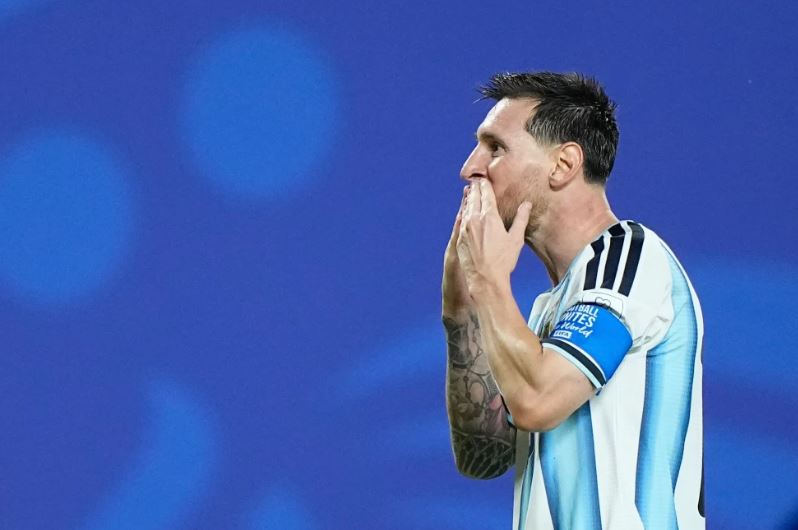 Messi busca nueva marca de goles en Mundial y pase de Argentina a próxima fase; Mbappé al acecho