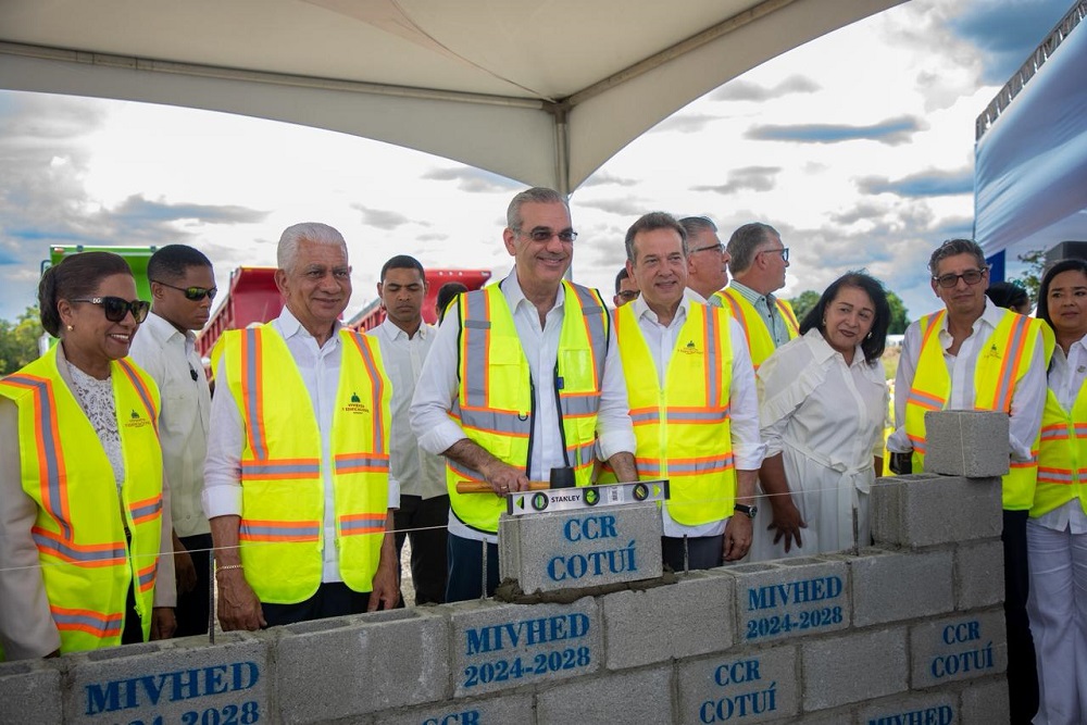Abinader deja iniciado trabajos de construcción del Centro de Corrección y Rehabilitación de Cotuí