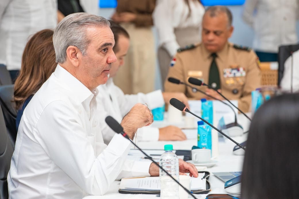 Presidente Abinader encabeza Consejo de Ministros en Santiago