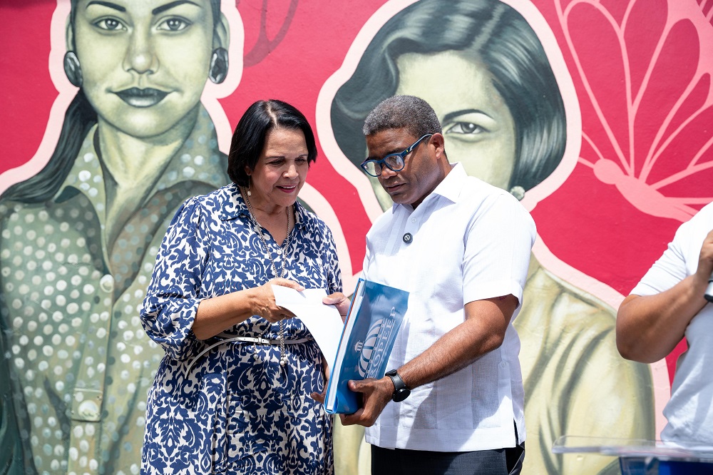 Propeep rinde tributo a los héroes del Movimiento 14 de Junio con emblemático Paseo de los Colores