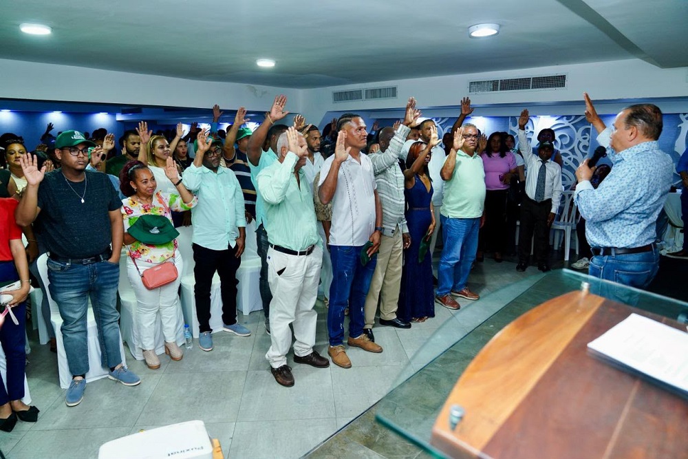 Radhamés Jiménez: Reforma exprés busca financiar botellas del gobierno