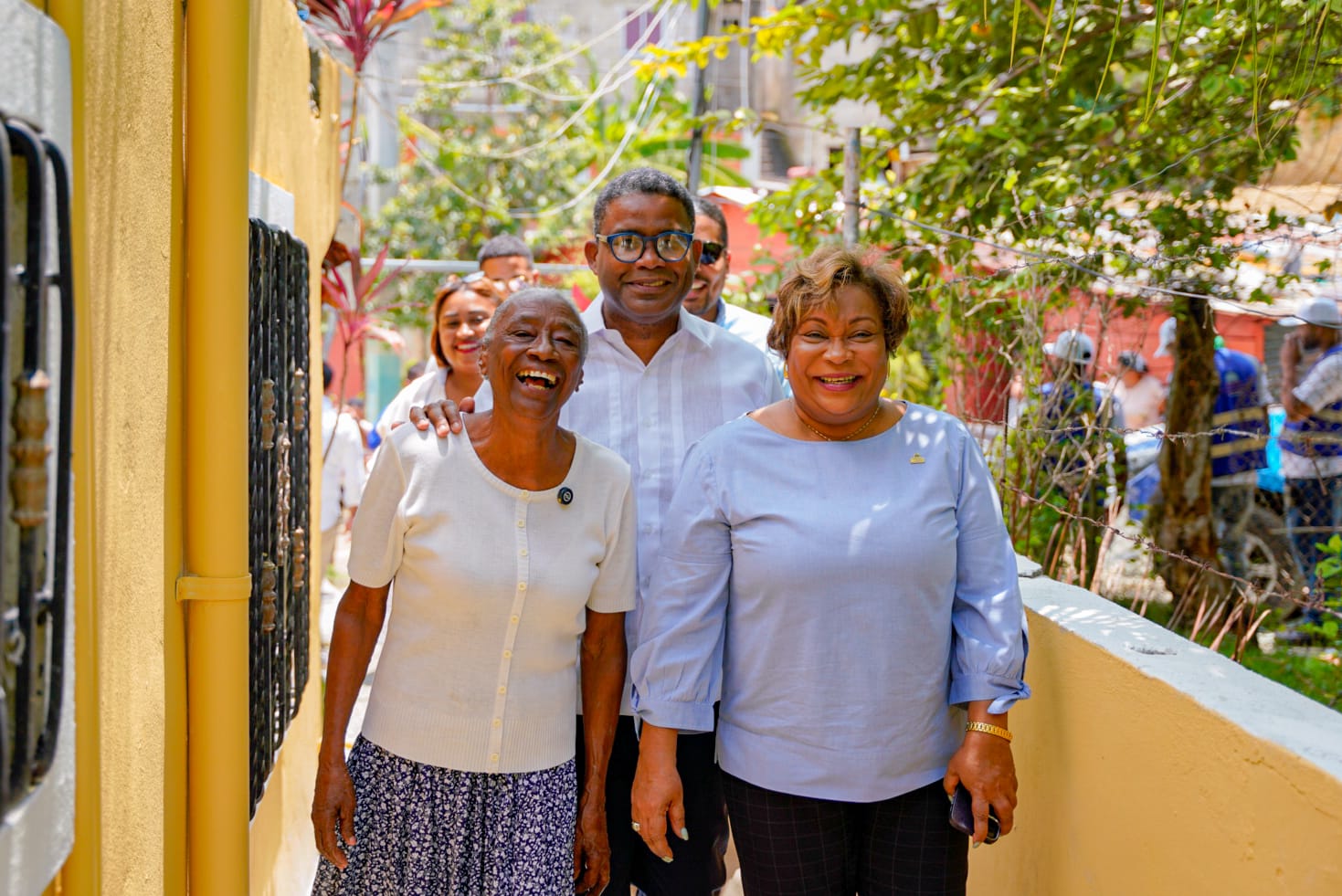 Propeep cumple el sueño de doña Flor María Pérez y le entrega una vivienda totalmente remozada en Hato Nuevo