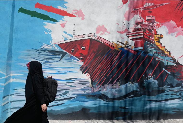 EEUU e Irán intercambian ataques; Trump presiona a Teherán por las conversaciones estancadas