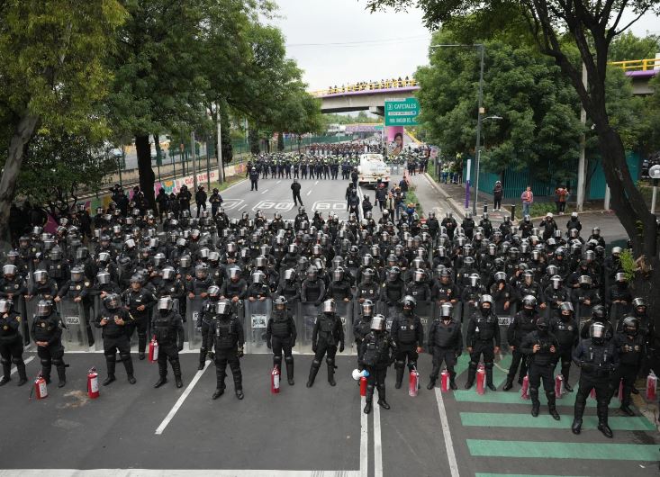 México se blinda para el Mundial y cruza los dedos para que las protestas no empañen su inauguración