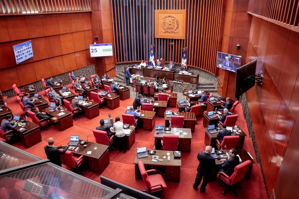 Senado impulsa creación del INDOCASABE y declara patrimonio cultural tradiciones de Moca y Montecristi