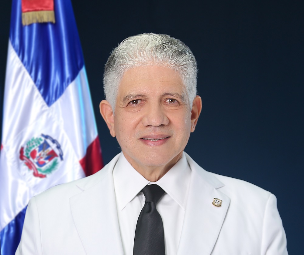 Emplazan a Eduardo Estrella a comparecer mañana ante el Tribunal Administrativo