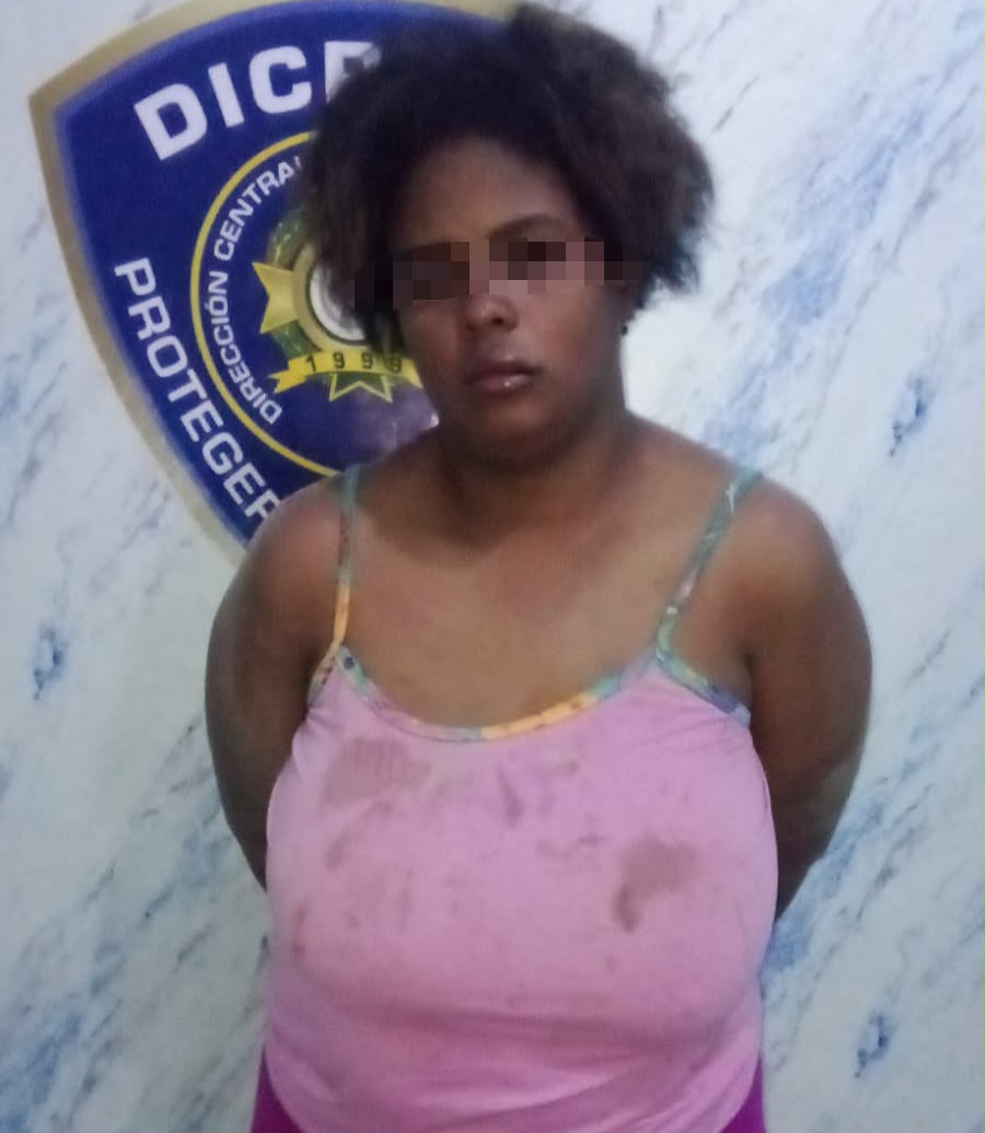 Apresan mujer acusada de asesinar su pareja en Los Guaricanos