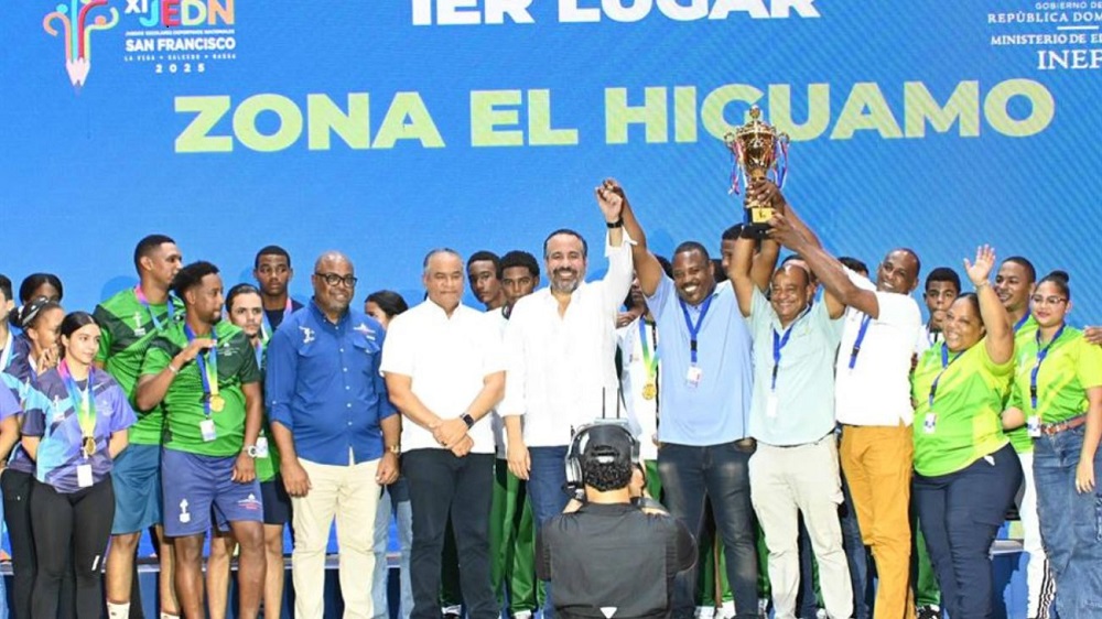 Atletas de los Juegos Escolares del Inefi van a los Centroamericanos 2026
