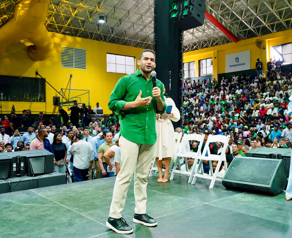 “La política sí sirve cuando se usa para servir”, asegura Lenin Campos