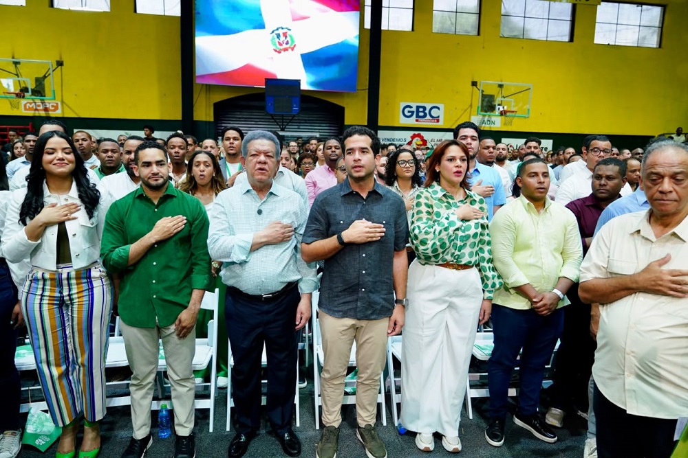 Club San Carlos se desborda con la juventud de la Fuerza del Pueblo