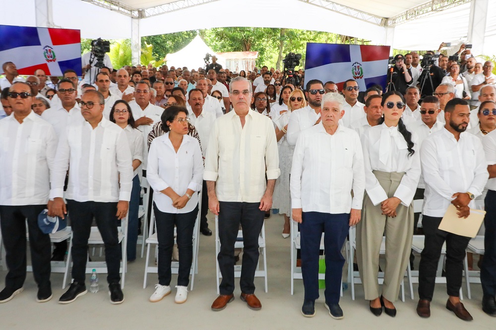 Abinader inaugura carretera Cruce La Lana–Manuel Bueno–El Aguacate conecta Dajabón y Santiago Rodríguez