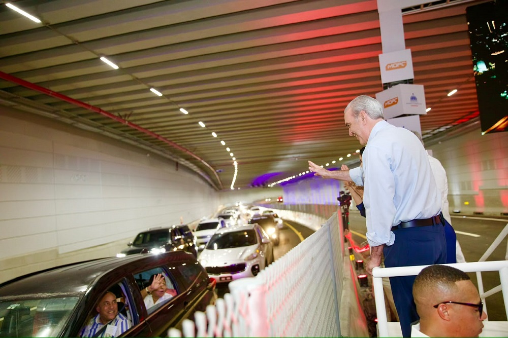 Presidente Abinader inaugura el túnel de la Plaza de la Bandera