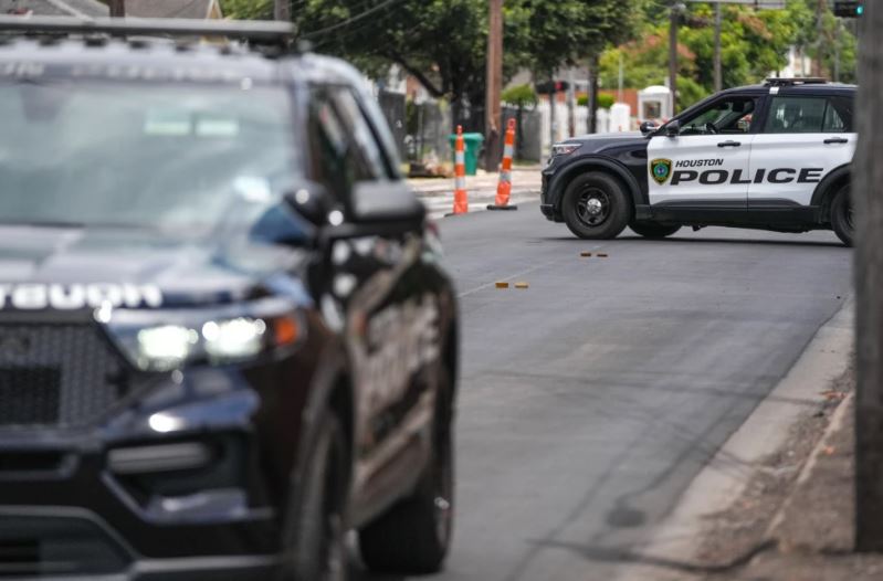 Agente del ICE mata a tiros a un ciudadano mexicano durante operativo en Texas, dicen autoridades