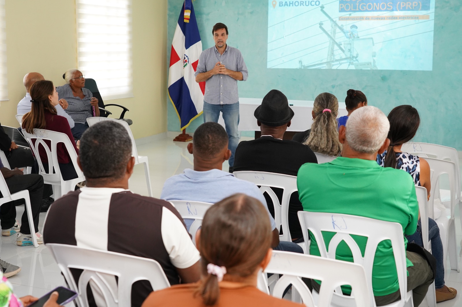 Edesur modernizará redes eléctricas en Bahoruco con una inversión superior a los RD$94.1 millones