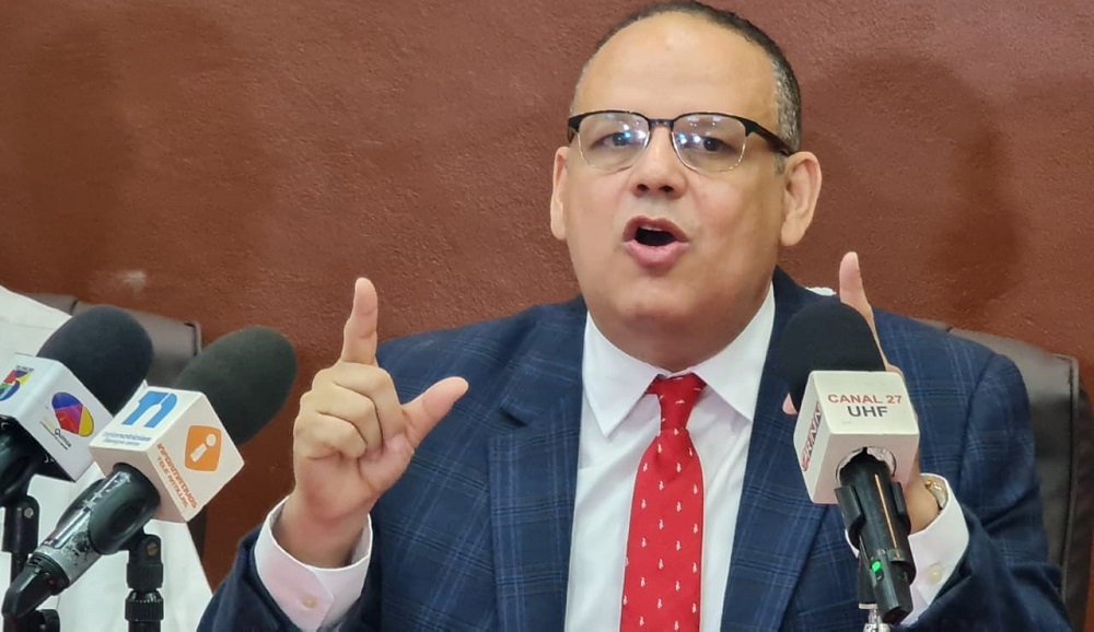 Presidente del CARD:El artículo 310 del Código Penal criminaliza el derecho de defensa