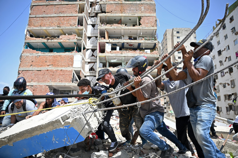 Sube a 2,645 la cifra de fallecidos por el doble terremoto en Venezuela