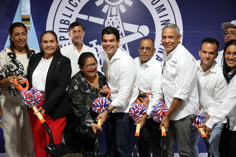 Wellington Arnaud dio primer palazo para ampliación del acueducto de SFM