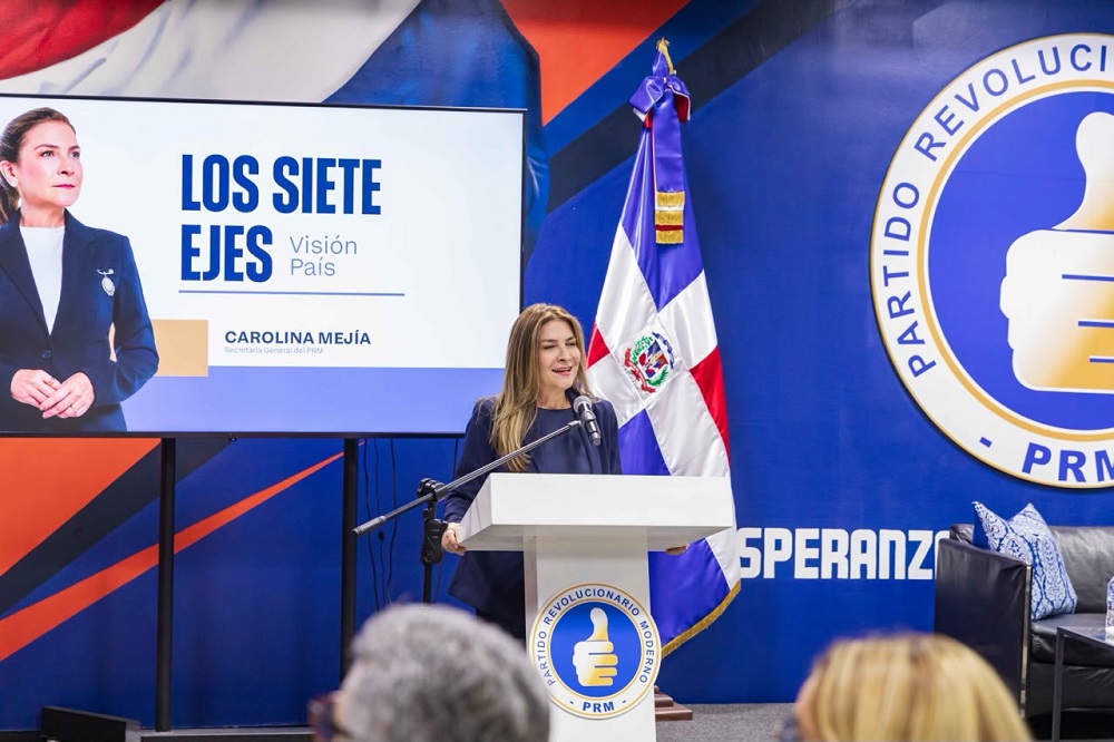 Carolina presenta visión de futuro basada en siete grandes ejes