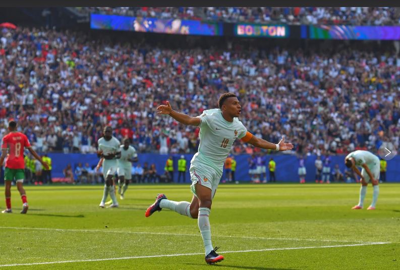 La letalidad de Mbappé y Dembéle pone a Francia en otra semifinal con victoria 2-0 ante Marruecos