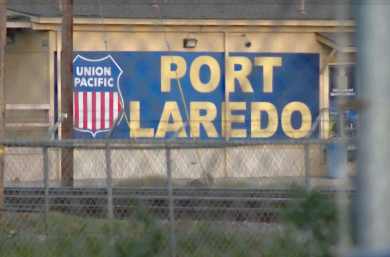 Acusan a 11 por muertes de 7 migrantes en contenedor ferroviario de carga en Texas