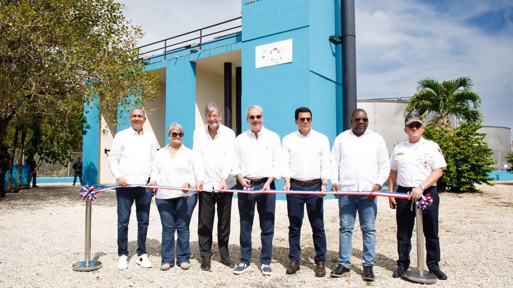 Abinader inaugura planta de tratamiento de aguas residuales en beneficio de Juan Dolio y Guayacanes