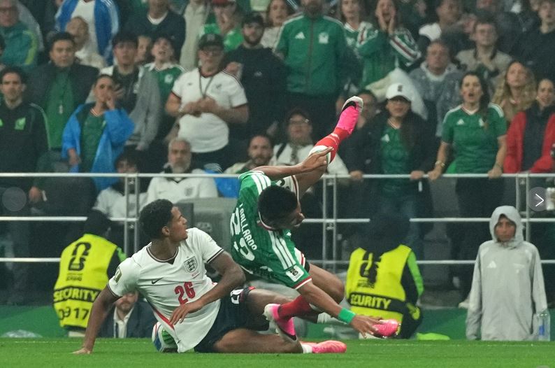 Inglés Jarell Quansah suspendido dos partidos en el Mundial