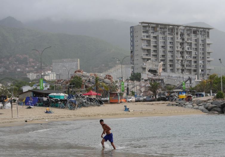 Se acerca a los 3.000 muertos por sismos en Venezuela