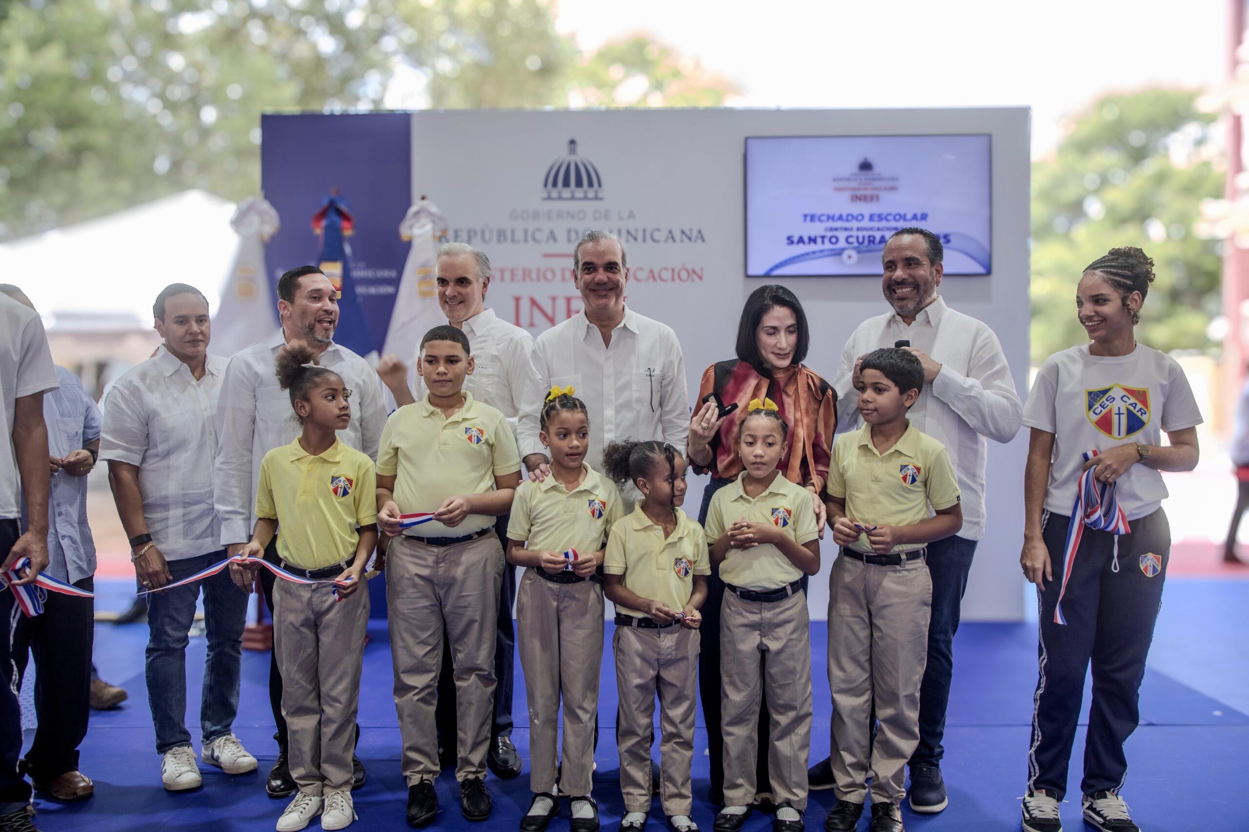 Abinader inaugura techado Centro Educacional Santo Cura de Ars (Cescar) en Capotillo