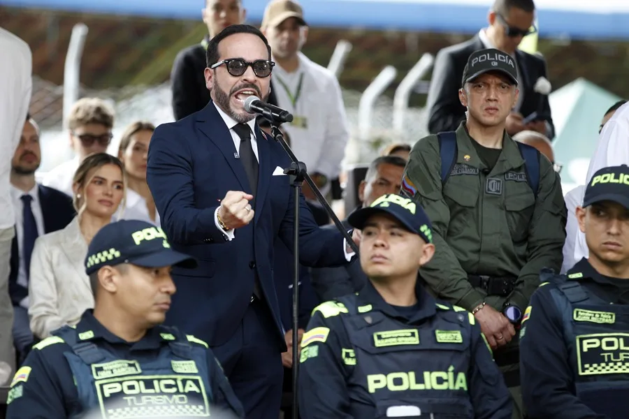 Abelardo de la Espriella asumirá la Presidencia desde Cali