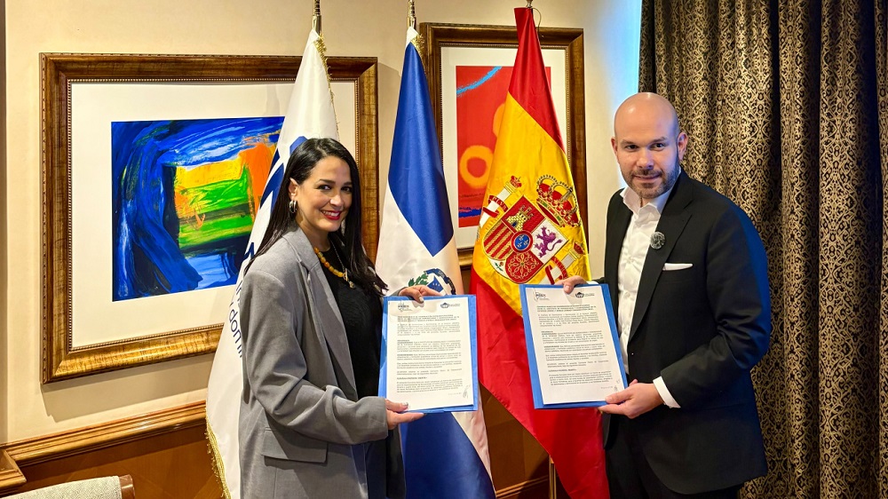 Index y WLO ampliaran oportunidades de formación de dominicanos en el exterior