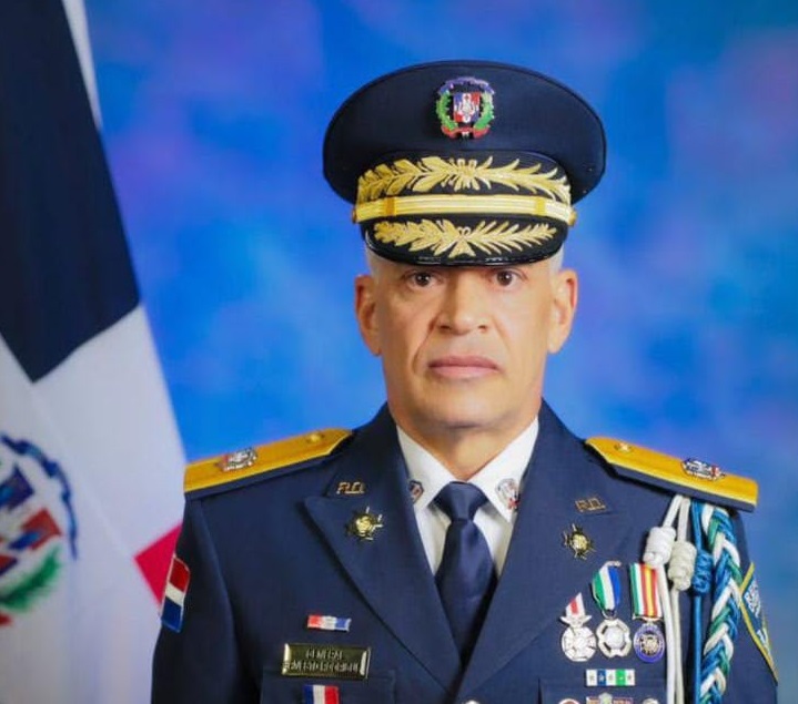 Presidente Abinader designa a Ernesto Rodríguez García como nuevo director de la Policía Nacional