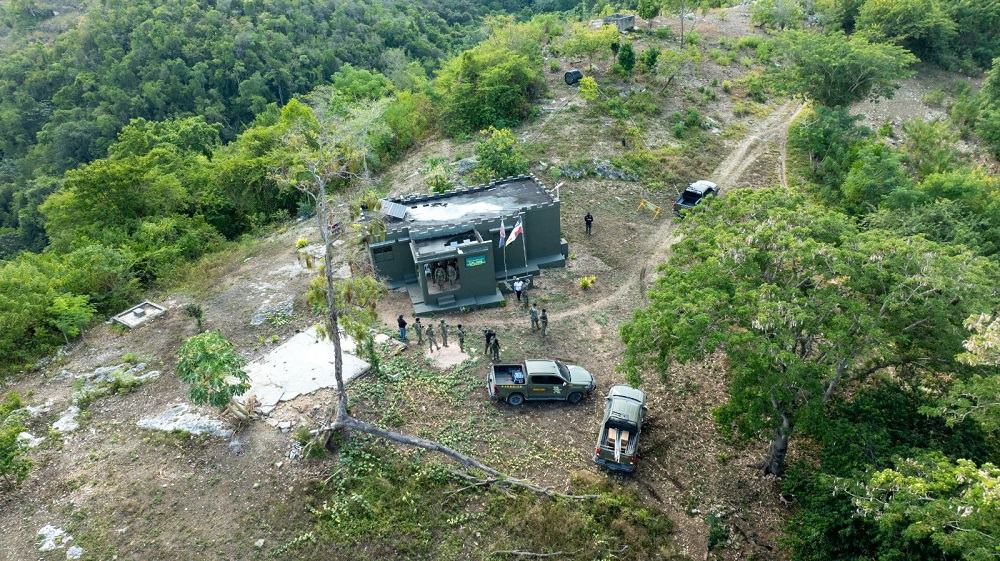 Comandante del Ejército recorre unidades fronterizas en provincias Pedernales e Independencia