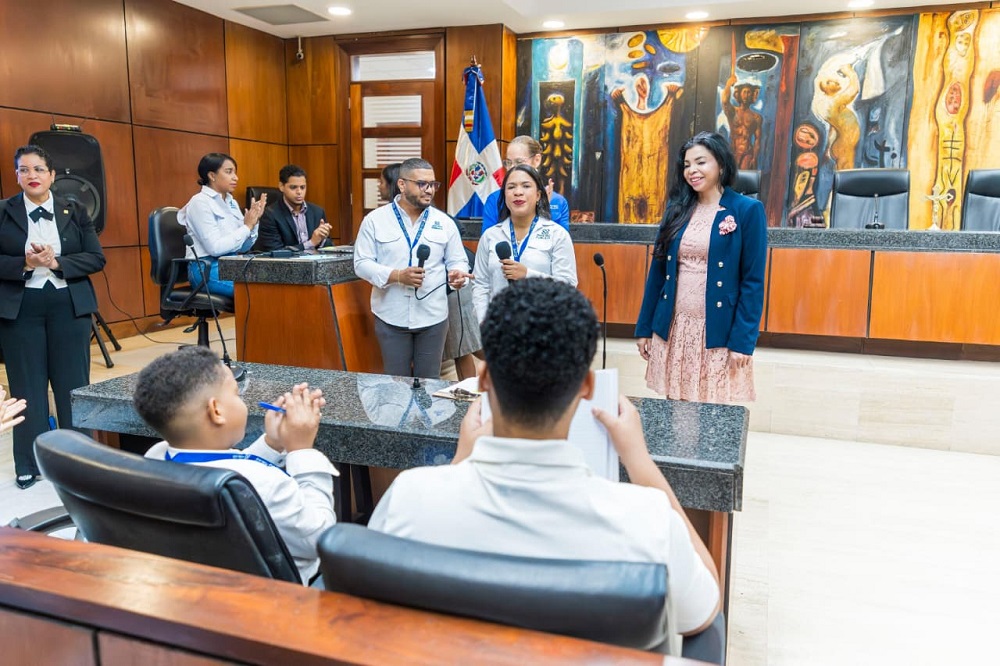 Hijos de los servidores del MP participan en programa “Fiscal por un día”
