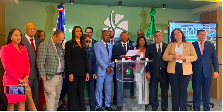 FP somete resolución para interpelar al ministro de Educación