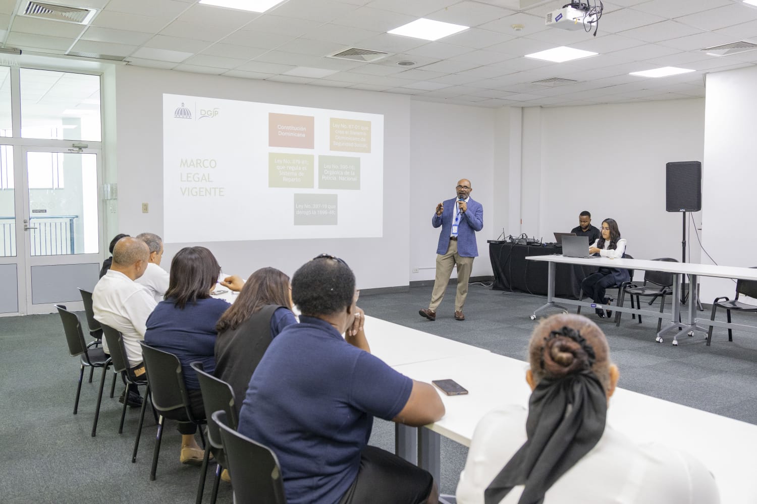 DGJP orienta a personal de PRODOMINICANA y Contraloría sobre pensiones del Estado