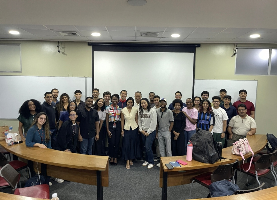 INTEC recibe a la científica dominicana Yazmin Feliz