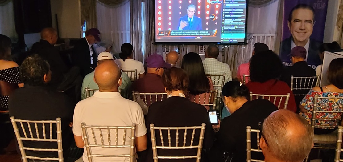 Peledeístas en NY coinciden en que FJG respondió con precisión preguntas de “RD Debate”