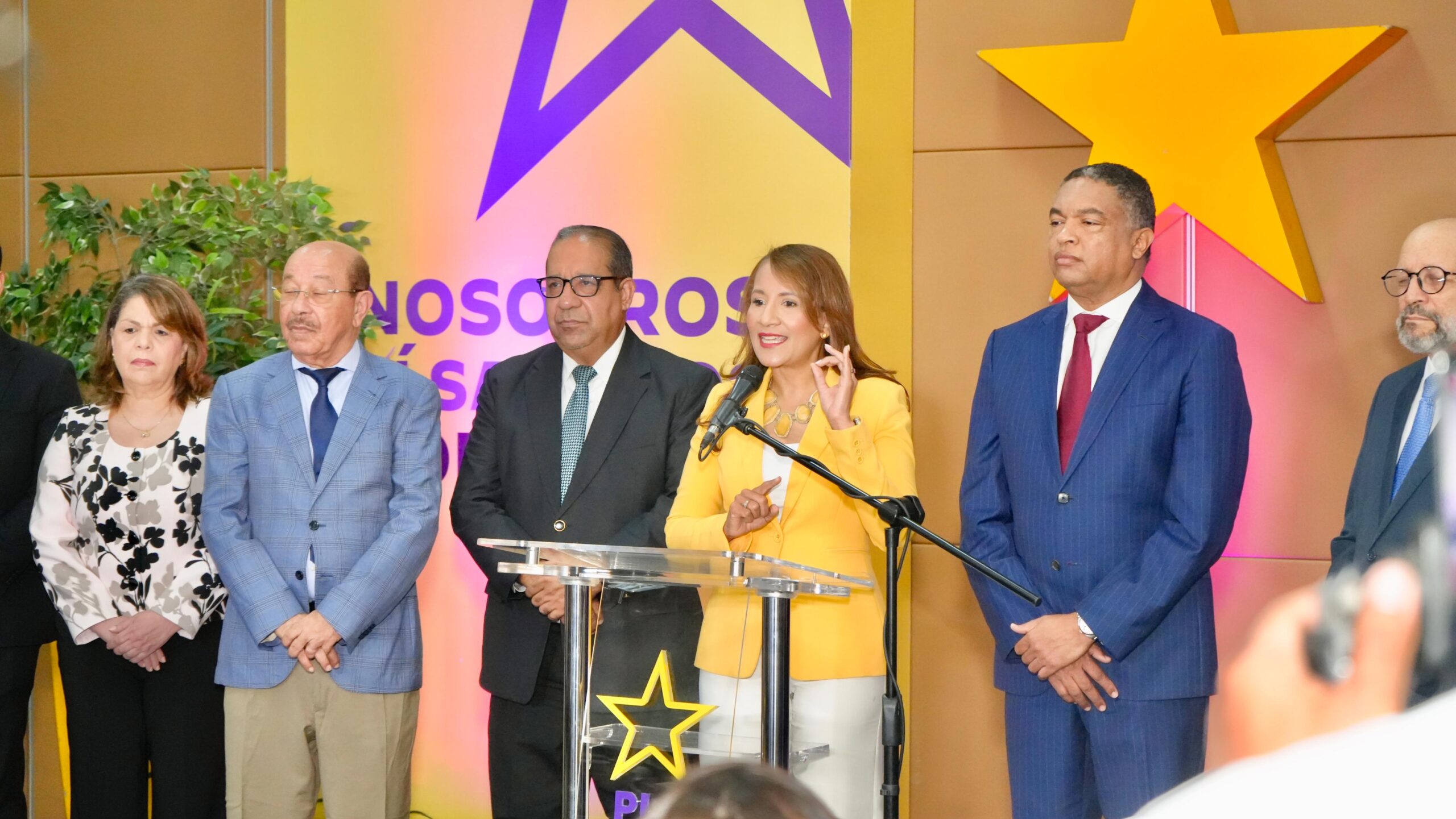 Gobierno del PRM ha perdido el control de sus recursos humanos