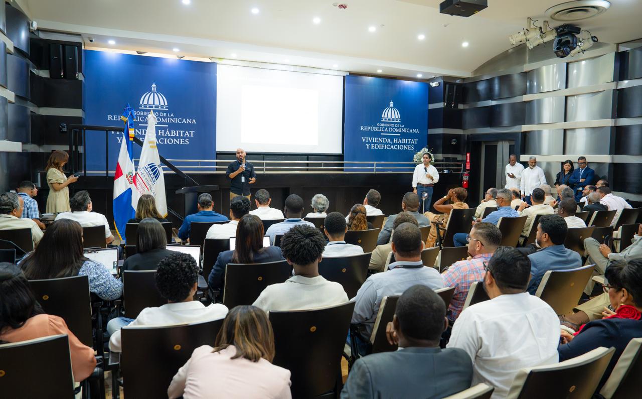 Mivhed presenta avances del Plan de Modernización de la Permisología