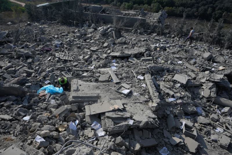 Ataques aéreos israelíes en el sur de Líbano matan a 11 personas