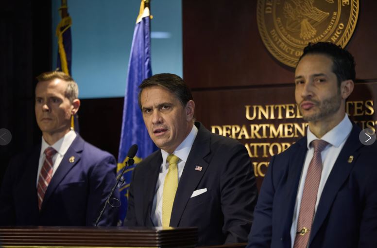 El Departamento de Justicia acusa a más de 80 personas en el desmantelamiento de una banda criminal en Puerto Rico