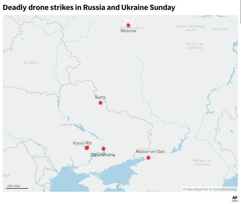 Ucrania lanza uno de sus mayores ataques aéreos de la guerra, matando al menos a 6 personas en Rusia