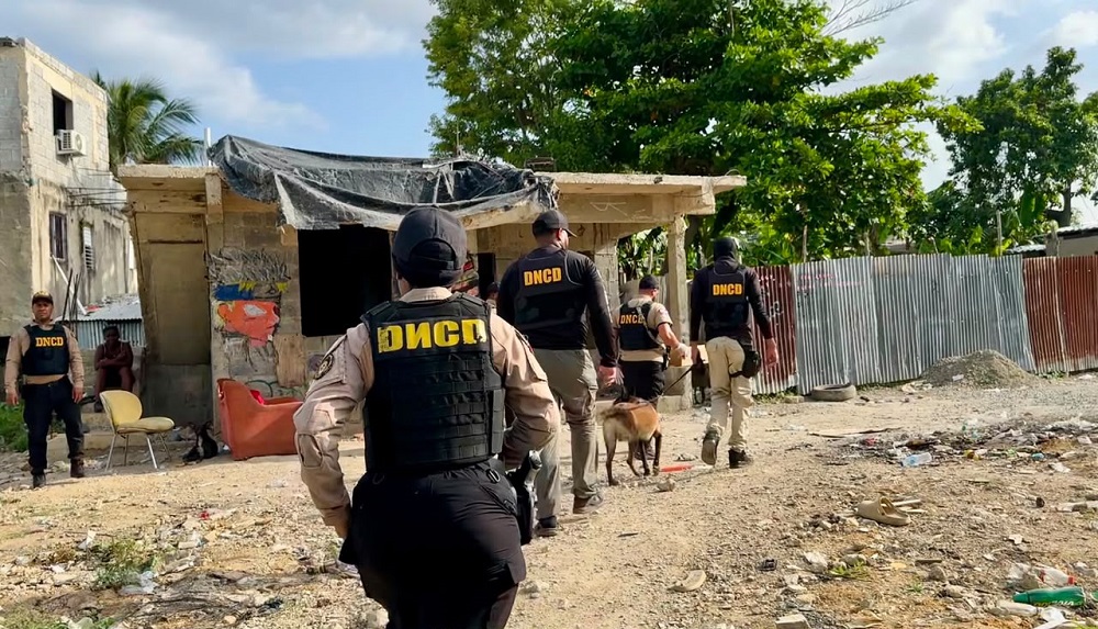 Arrestan 44 personas e incautan más de 13,000 gramos de drogas en SDE