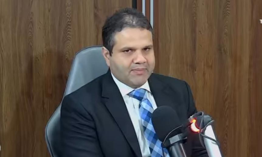 Richard Medina : Economía crece poco y empleo privado retrocede por culpa del gobierno